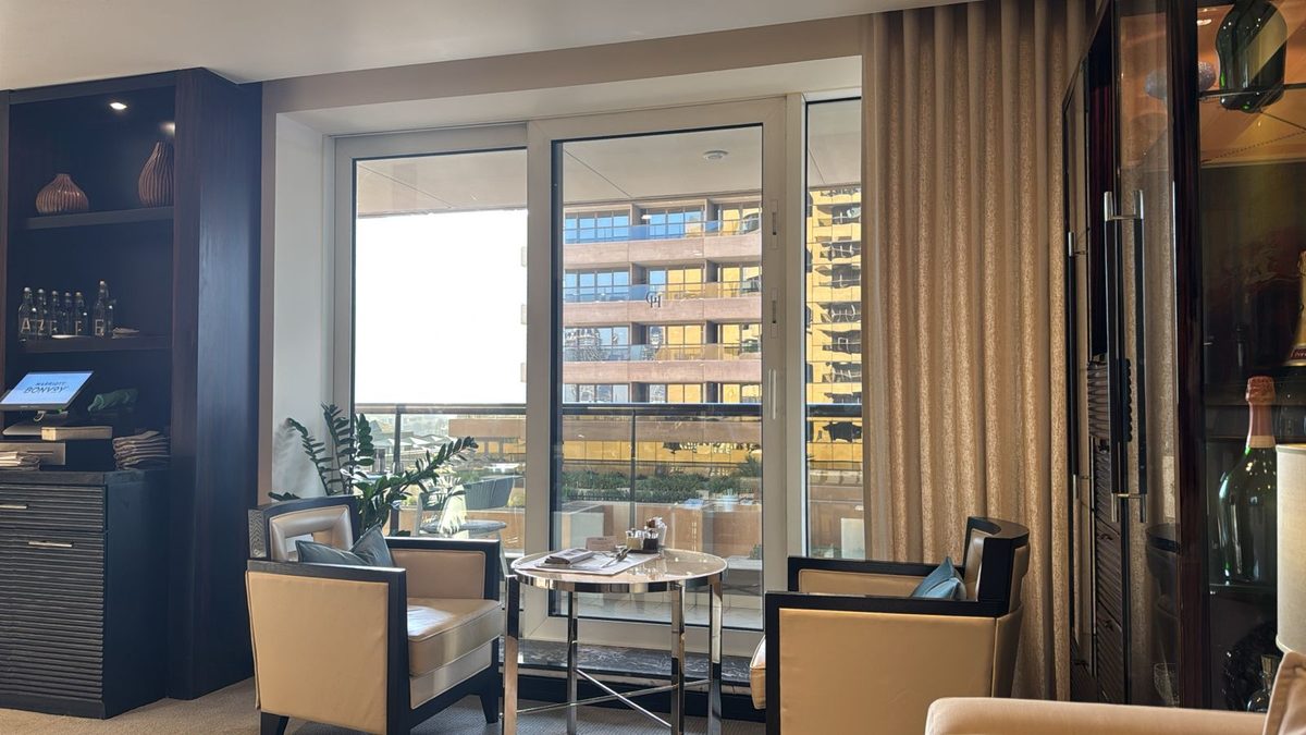 The Quiet Hours: Beautiful Mornings in Dubai